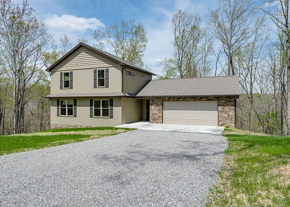 1st image of 834 Green Dr