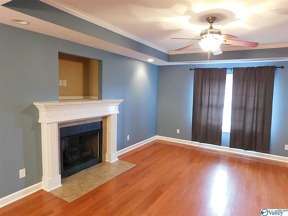 4th image of 162 Singletree Dr