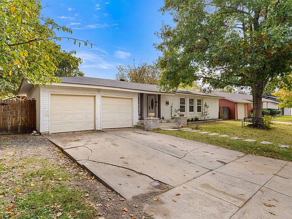 2nd image of 4809 Waldron Ave
