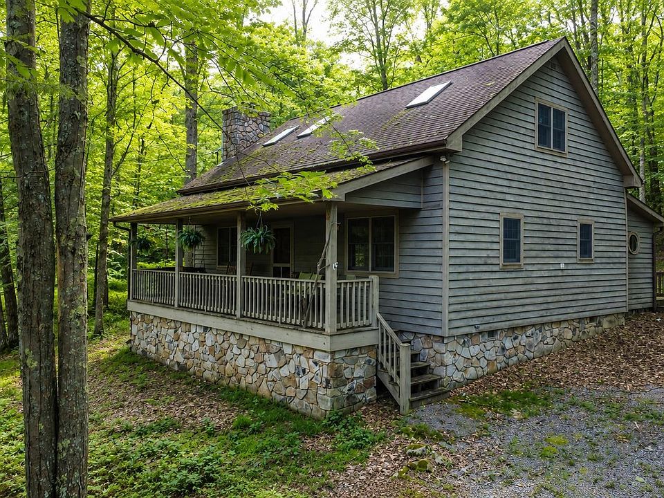 1st image of 347 Windflower Dr