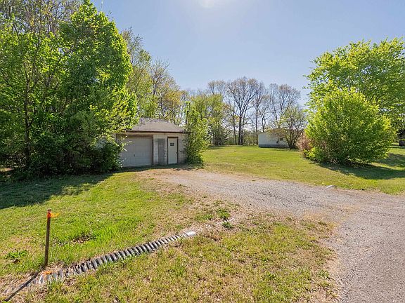 5th image of 5494 Dublin Dr