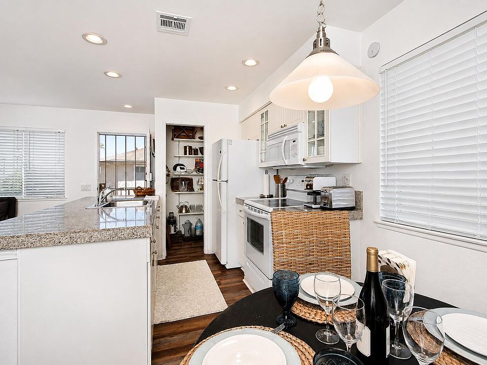 1st image of 72682 Bursera Way Unit 4