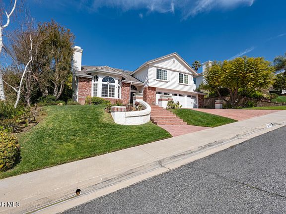 5th image of 5465 E Napoleon Ave