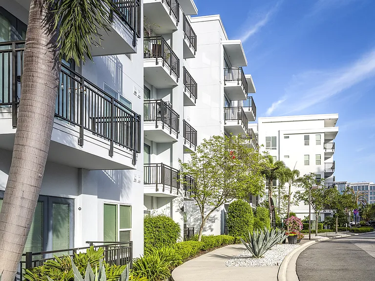Society Westshore Apartments — Photo 31