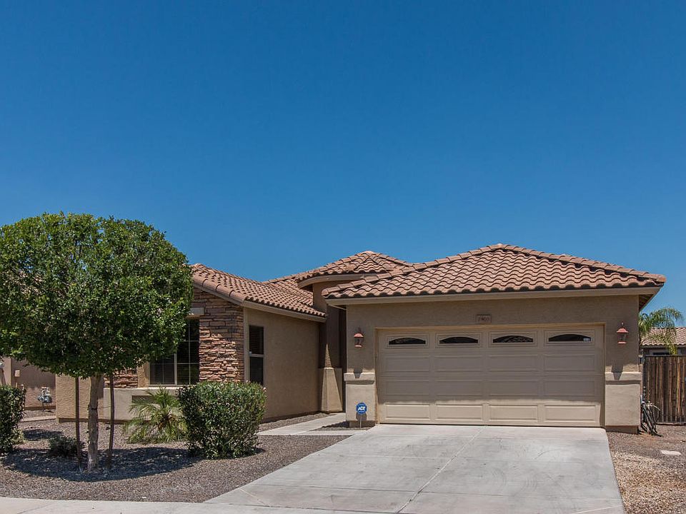 1st image of 2460 E Jade Dr