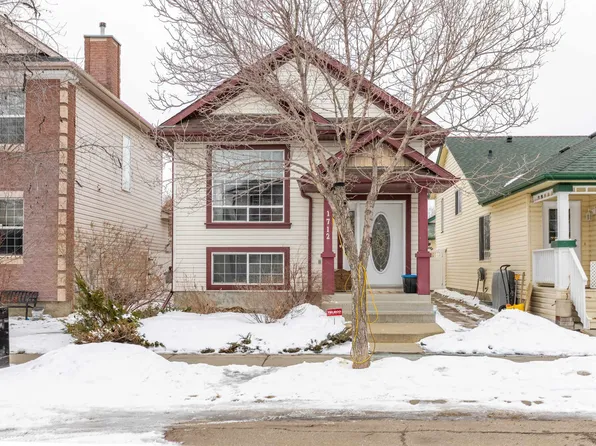 1712 Turvey Bnd NW, Edmonton, AB T6R 2W7