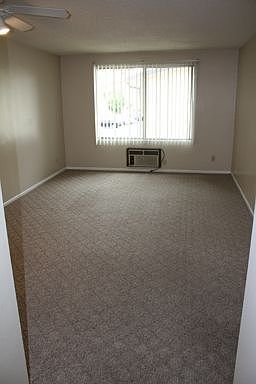 2nd image of 1920 N Marianna Ave APT 309