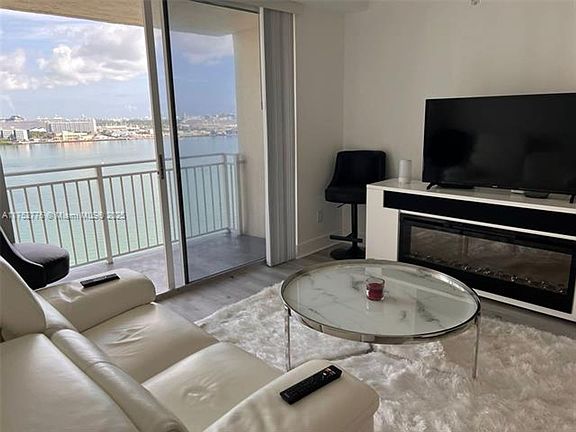 3rd image of 770 Claughton Island Dr APT 1913