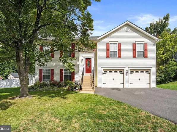 40 Thornberry Ln, Stafford, VA 22556