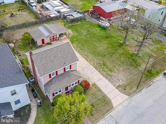 2nd image of 16 Fairview Ave