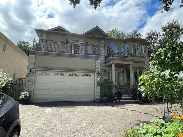 20 Grove Hill Dr W, Toronto, ON M1T 3C9