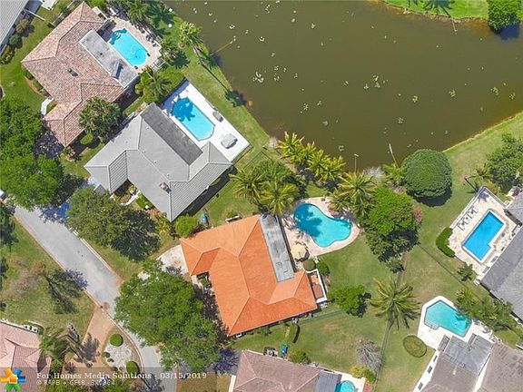 5th image of 1788 NW 107th Ter