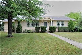 1st image of 210 Anthony Ln