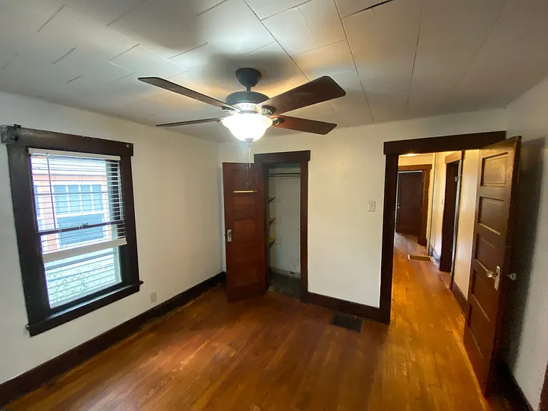 1427 S Washington St — Photo 16