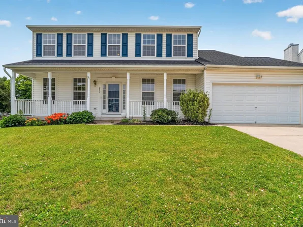 242 Colbert St, Taneytown, MD 21787