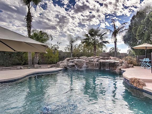 5th image of 10441 W Jessie Ln