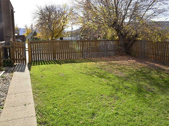 3rd image of 9820 97th Ave