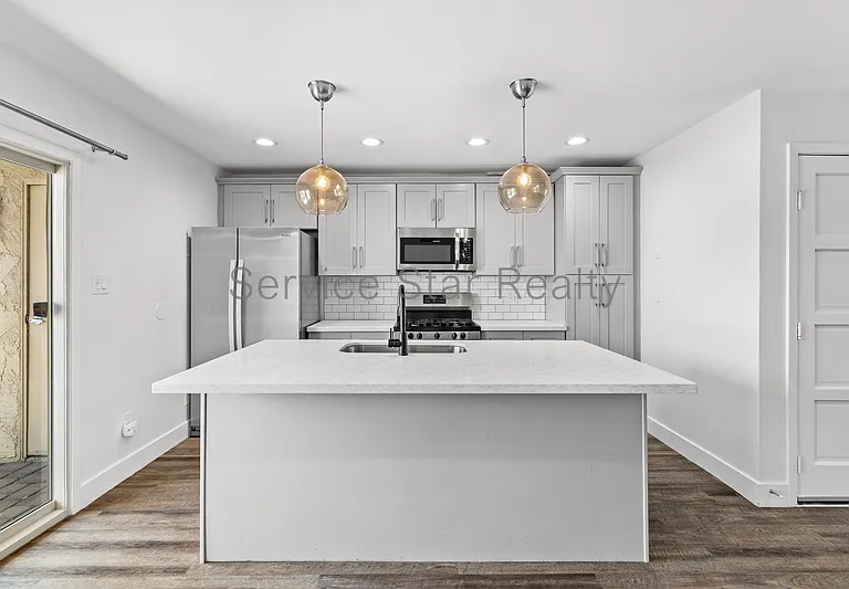4950 N Miller Rd #104 — Photo 9