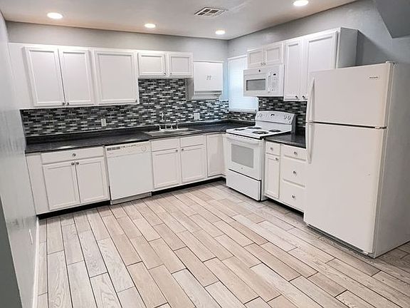 4th image of 2621 W Maine St