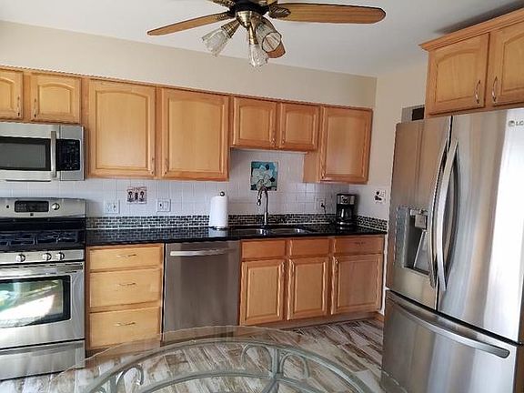4th image of 5923 Ross Dr