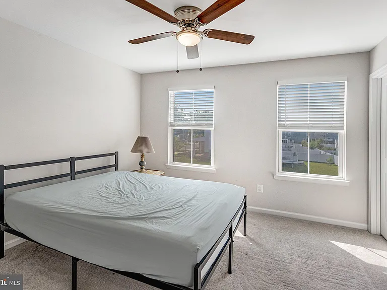 11241 Wheeler Ridge Dr — Photo 28