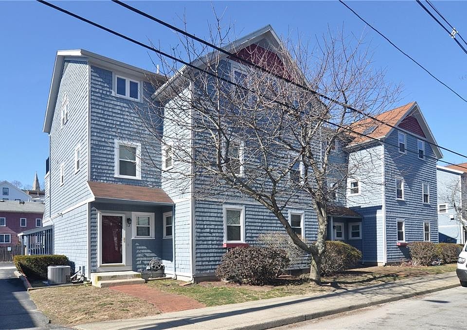 1st image of 79 Duke St Unit 10