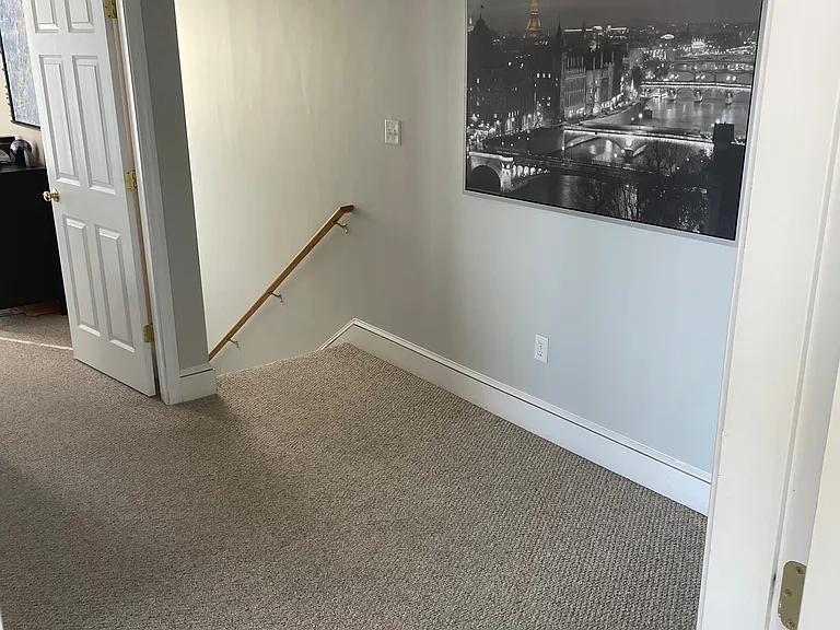 673 E Broadway #7 — Photo 5