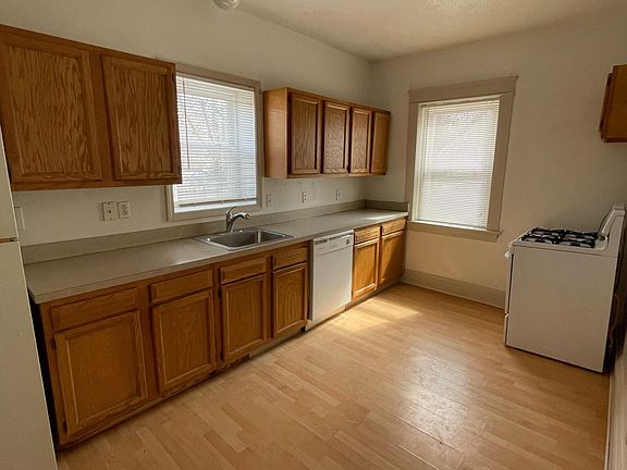 4th image of 1421 W 84th St APT 6