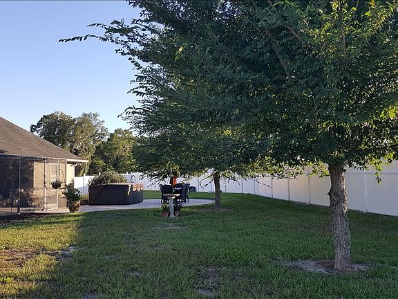 5th image of 298 SW Morning Glory Dr