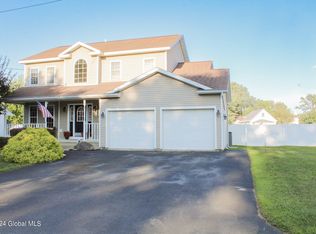 3296 Frank St, Schenectady, NY 12306
