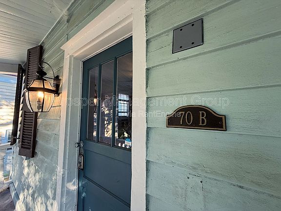 2nd image of 70 Radcliffe St APT B