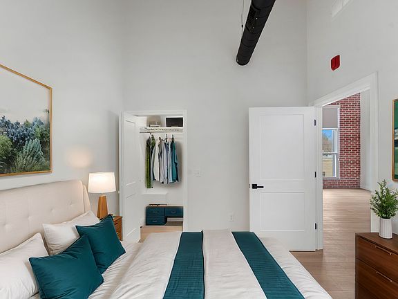 4th image of 64 Mill St #13