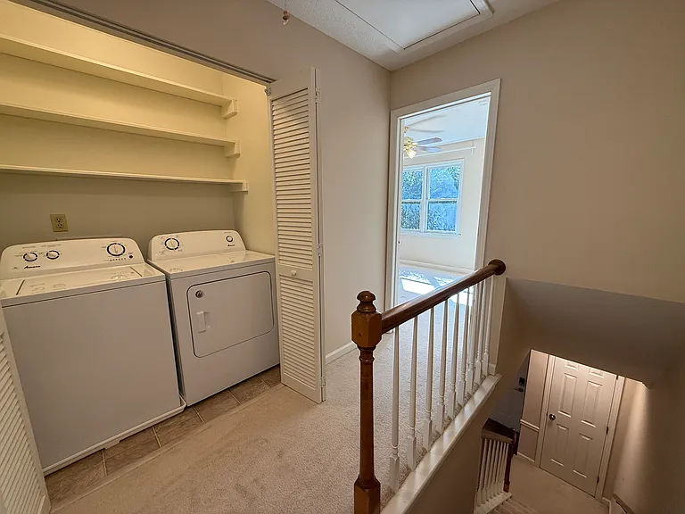1456 Barton Place Dr — Photo 15