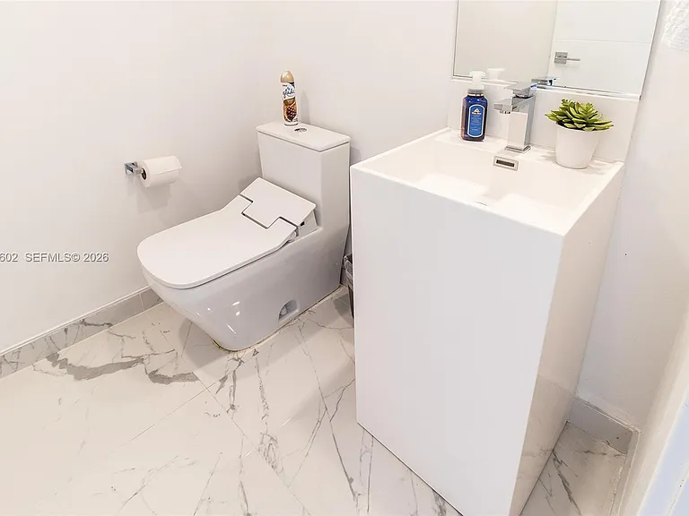 17375 Collins Ave #701 — Photo 28