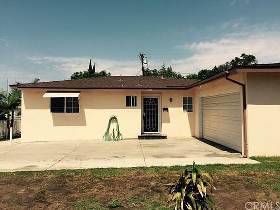 3rd image of 11701 Magnolia St