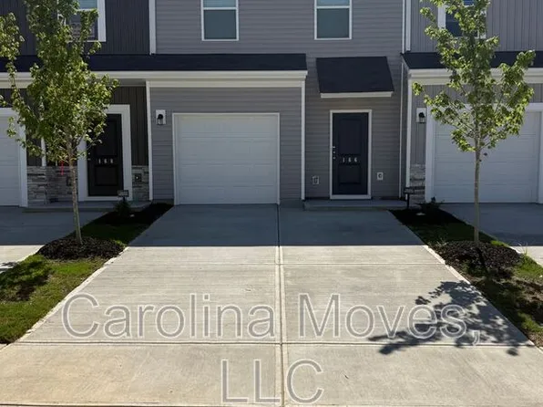 166 Randwick Ln, Greer, SC