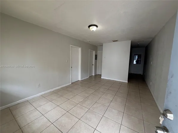 148 NW 14th Way #1, Dania Beach, FL 33004