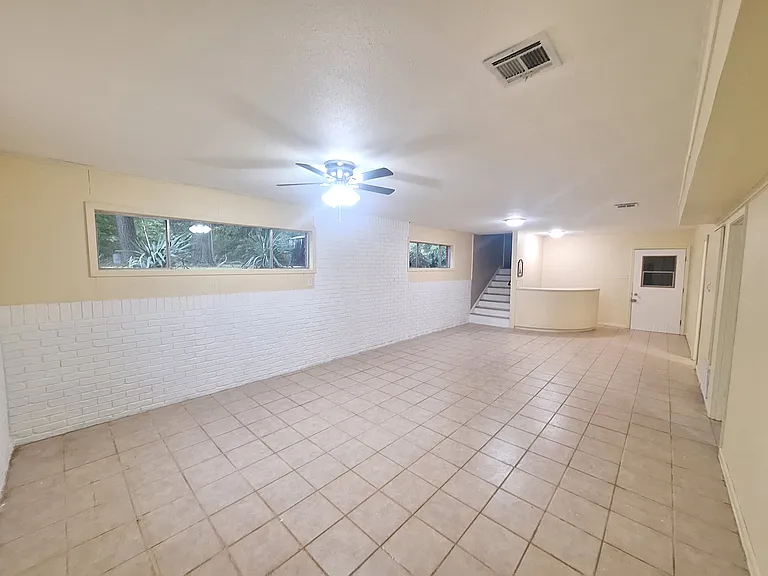 821 Princeton Rd — Photo 20