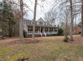 1653 Sharon Ln, Lancaster, SC 29720