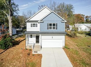 3001 Sadie Hopkins St, Raleigh, NC 27603