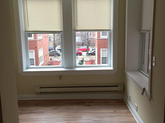 2nd image of 4427 N Wolcott Ave #2