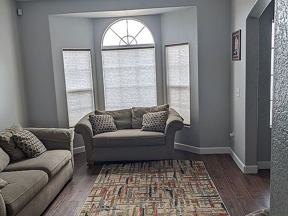 4th image of 9811 Carrington Dr