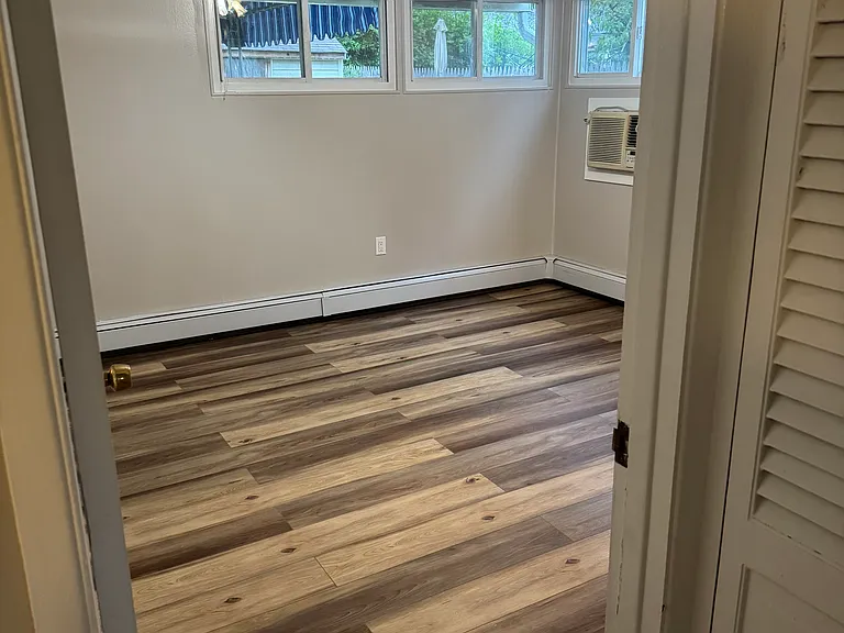 7 Straw Ln — Photo 6