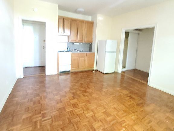 4th image of 11525 84th Ave APT 5E