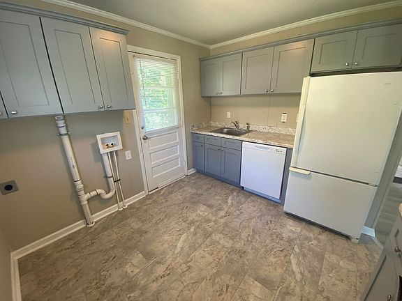 2nd image of 2514 Grimsley St