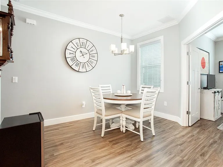 1273 Savona Dr NE — Photo 11