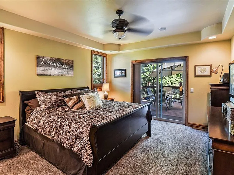 10663 Coulter Pine St — Photo 11