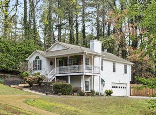 3045 Chimney Cove Ln, Cumming, GA 30041