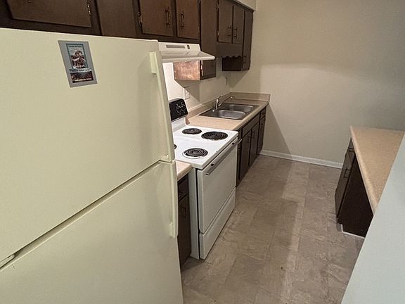 4th image of 2706 Chickasaw Ave #20