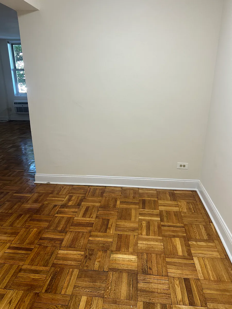 Photo 1 of 7 - 3323 Nostrand Ave #1D - Brooklyn, NY Primary Photo - 3323 Nostrand Ave #1D